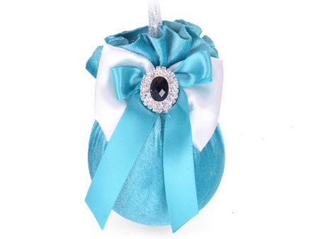 Елочный шар с брошкой 