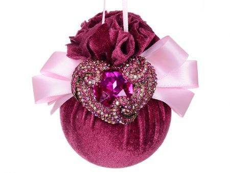 Елочный шар с сердечком 