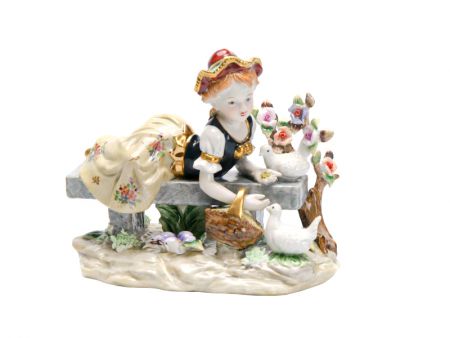 Фигурка декоративная