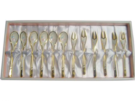 Набор приборов столовых 